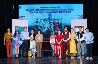 Bắt Cá Ba Tay bùng nổ tiếng cười tại Sân Khấu Kịch Hồng Vân