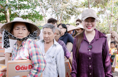 Hoàng Thanh Nga giản dị thiện nguyện